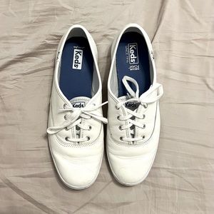 Keds leather sneakers size 9